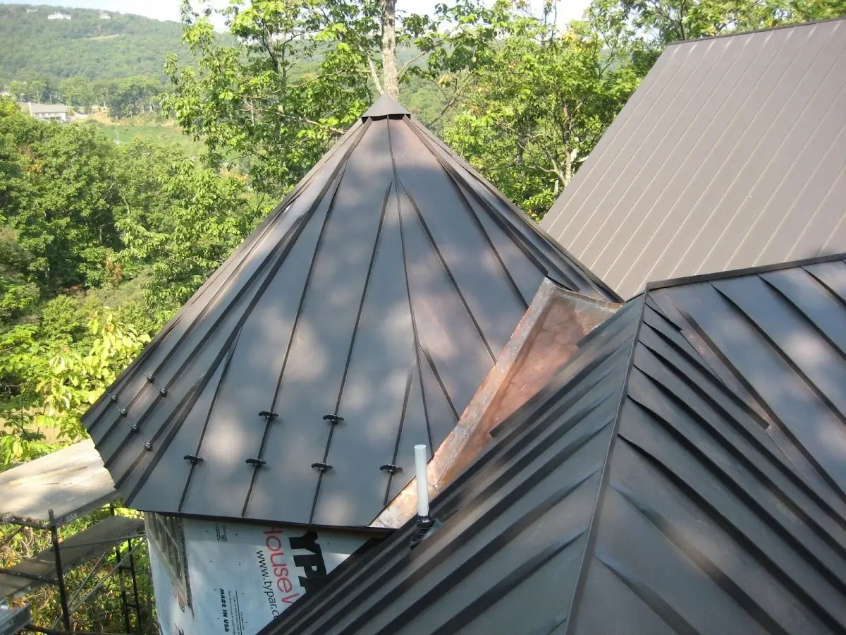 Professional Roof Tarp Installation by Craftsman Roofing in Ware